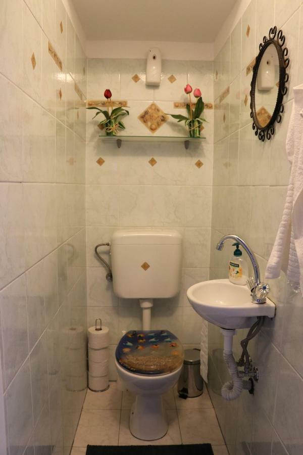 The Lakehouse Villa Neusiedl Am See Wienerstrasse 8 Ngoại thất bức ảnh
