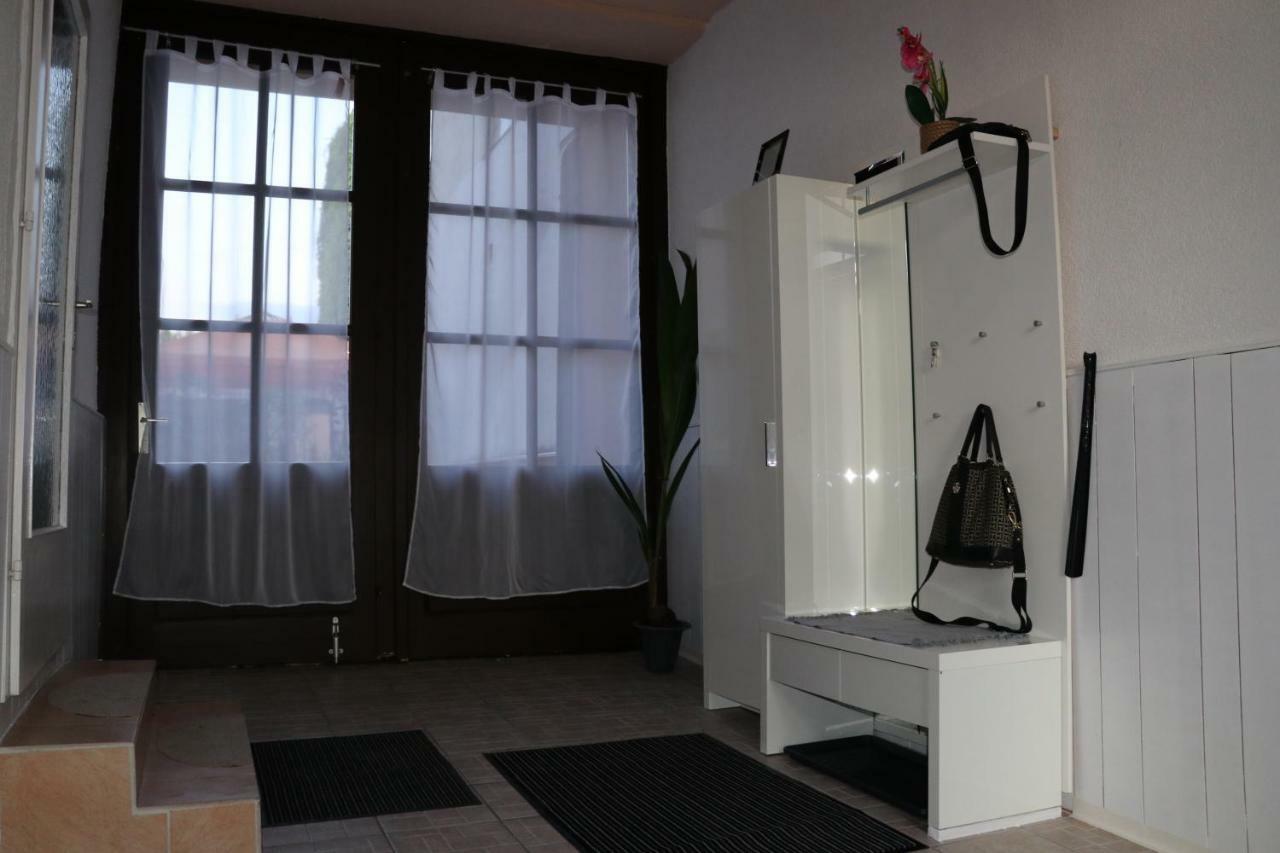 The Lakehouse Villa Neusiedl Am See Wienerstrasse 8 Ngoại thất bức ảnh