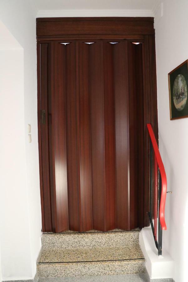 The Lakehouse Villa Neusiedl Am See Wienerstrasse 8 Ngoại thất bức ảnh
